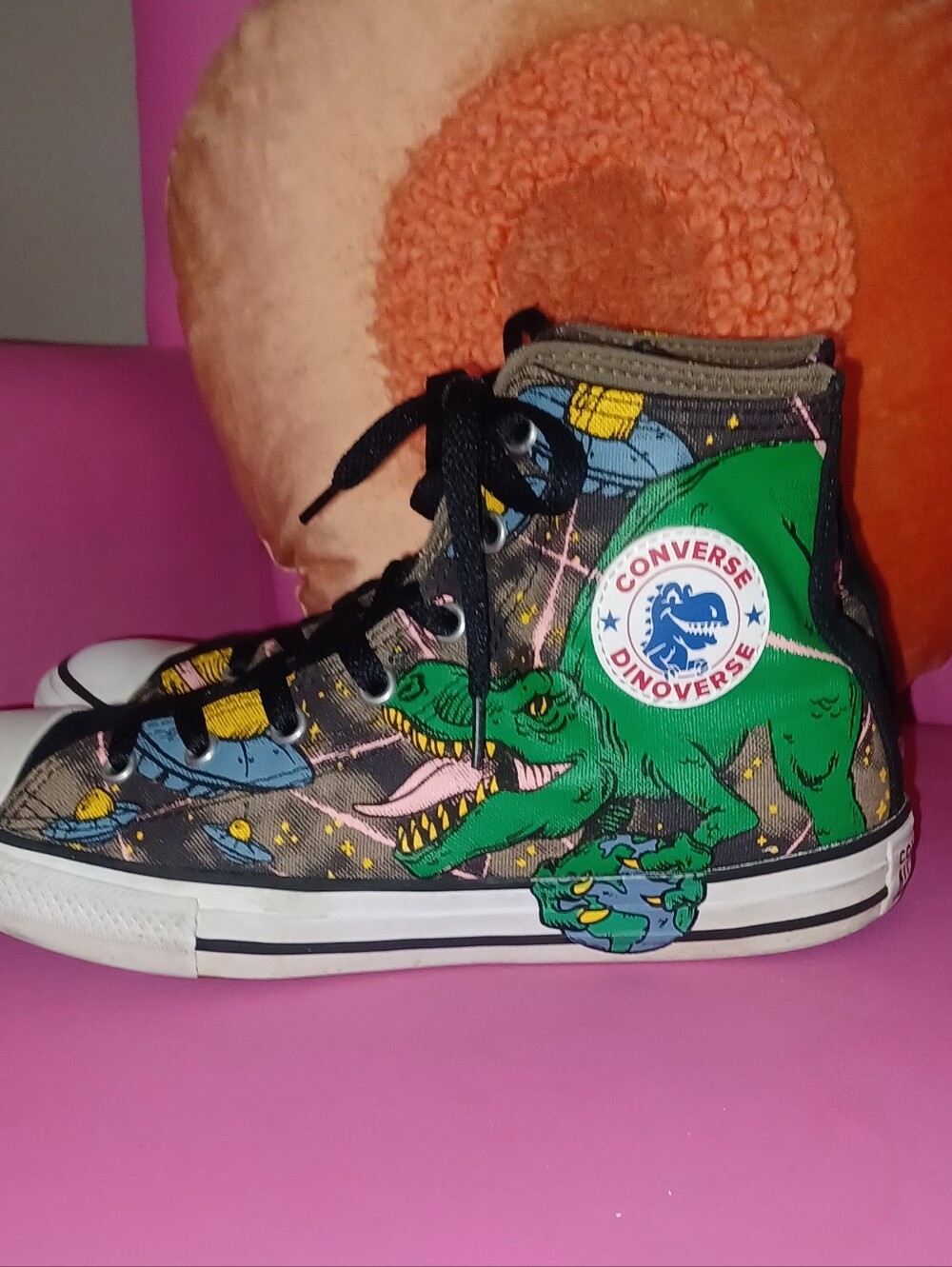 Converse Dinoverse High Top Sneaker in Black & Green